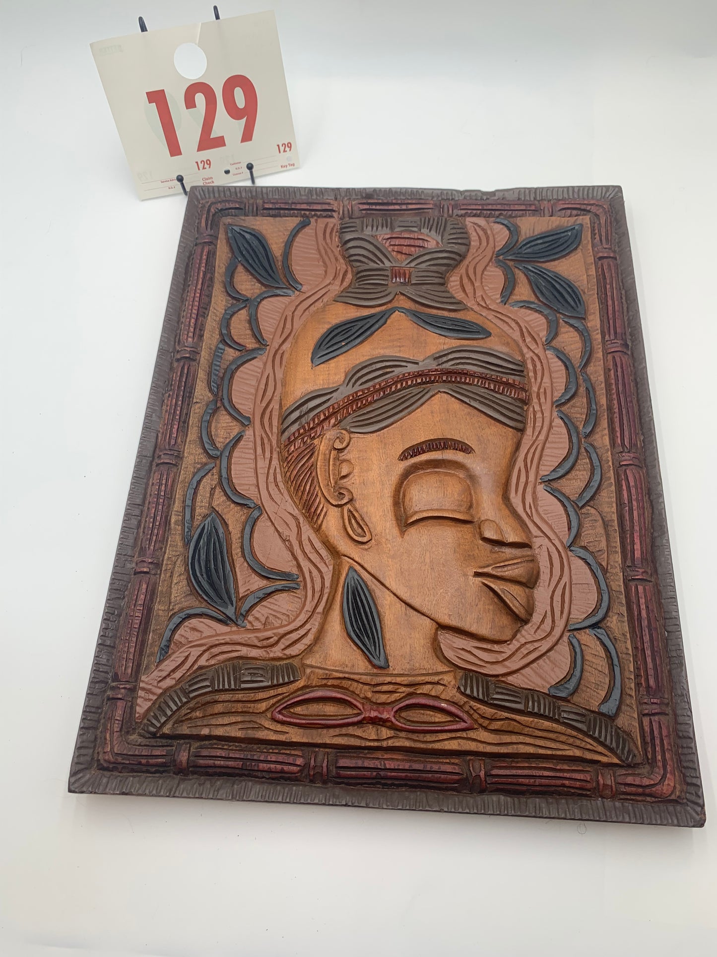 129 - Wooden Wall Plaque of a Queen