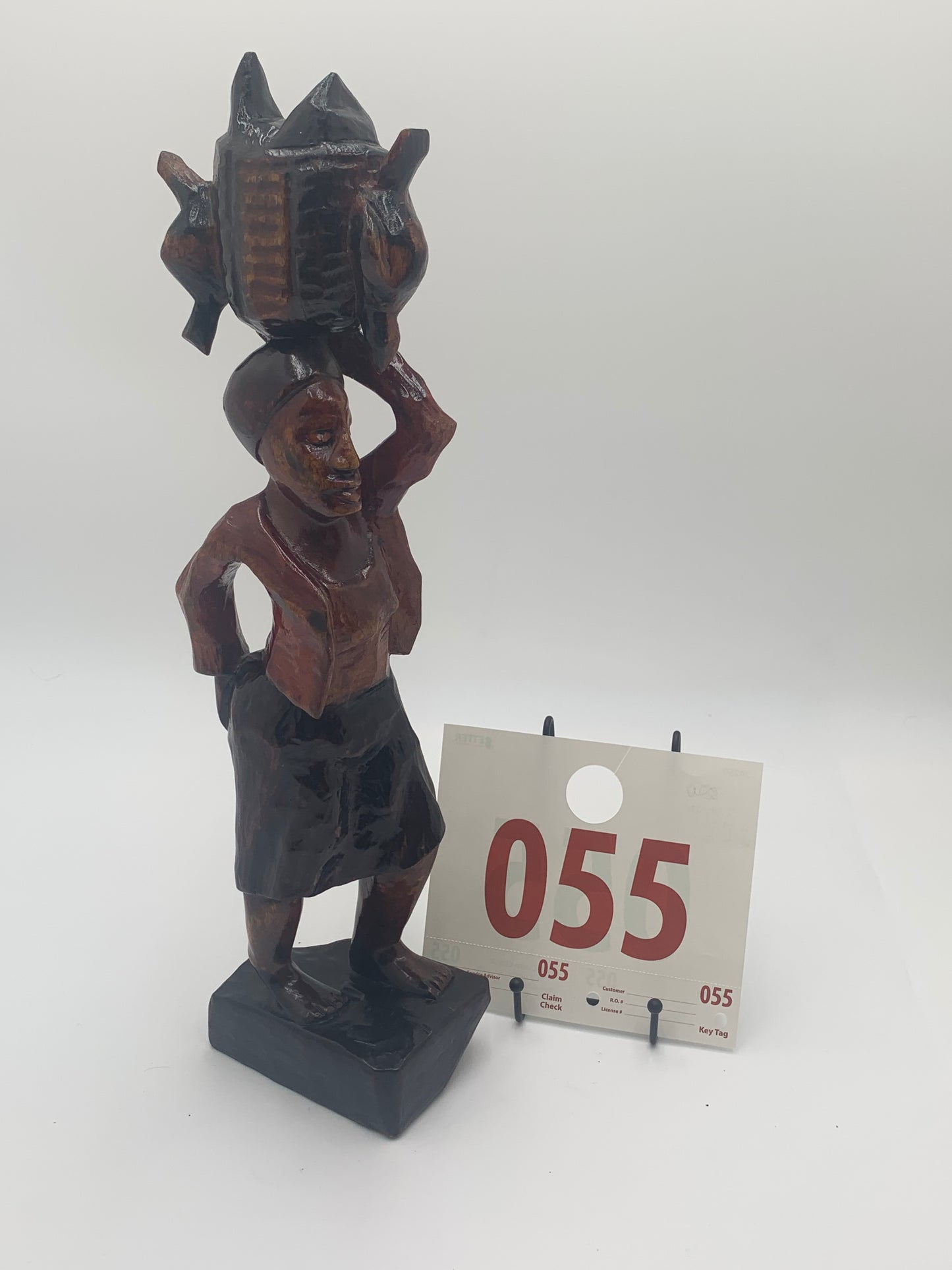 055 - Wooden Statue of Merchant Lady